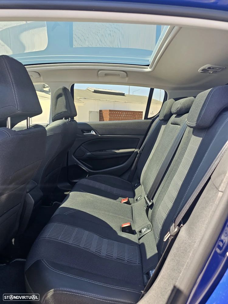 Peugeot 308 1.6 BlueHDi Allure J17 EAT6 - 11