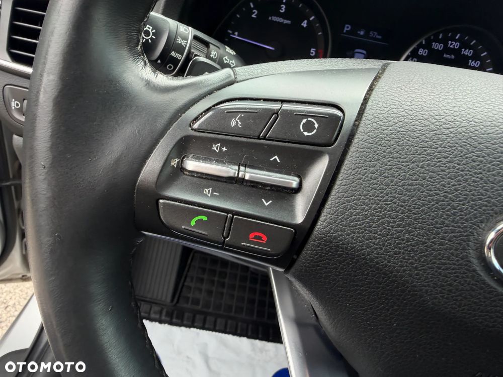 Hyundai i30 1.6 D Comfort DCT - 26