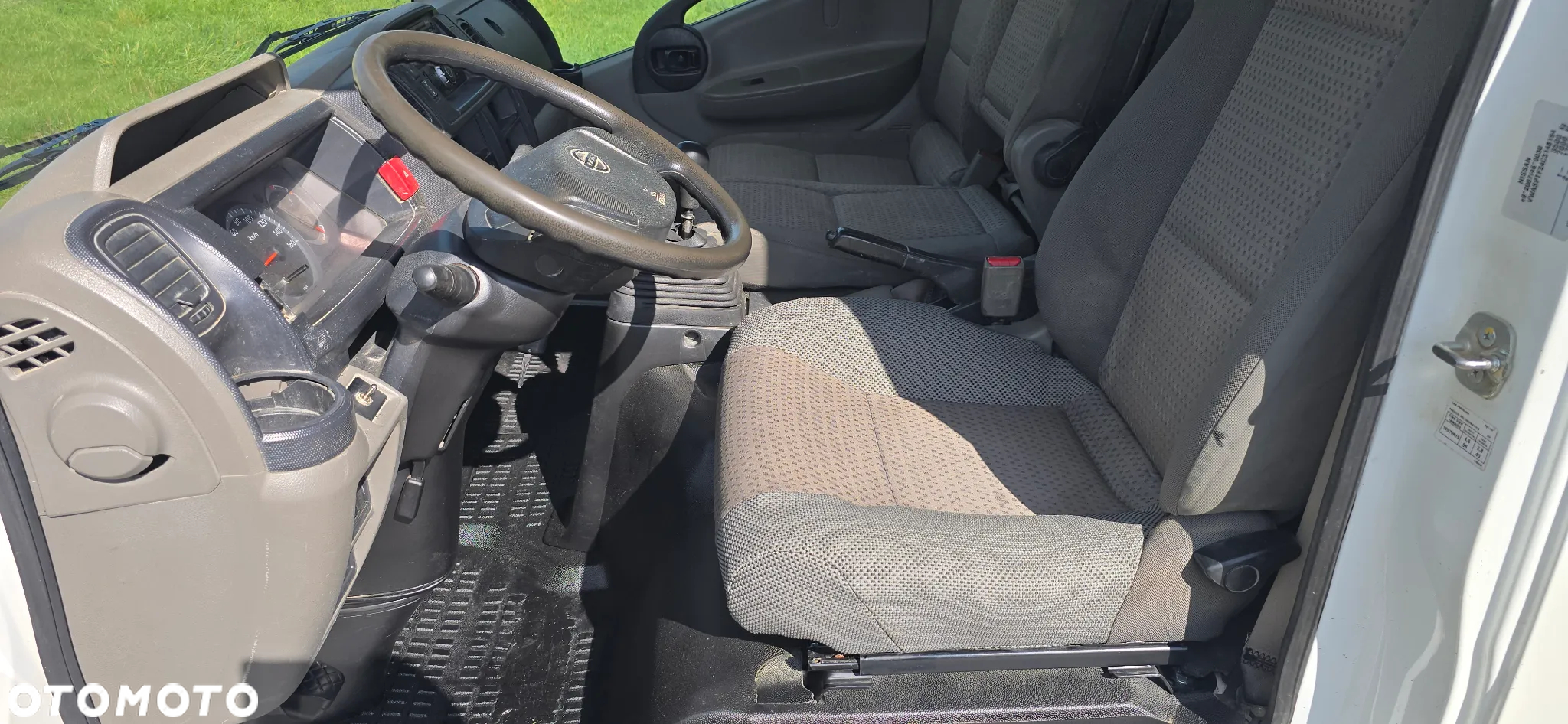 Nissan Cabstar - 10
