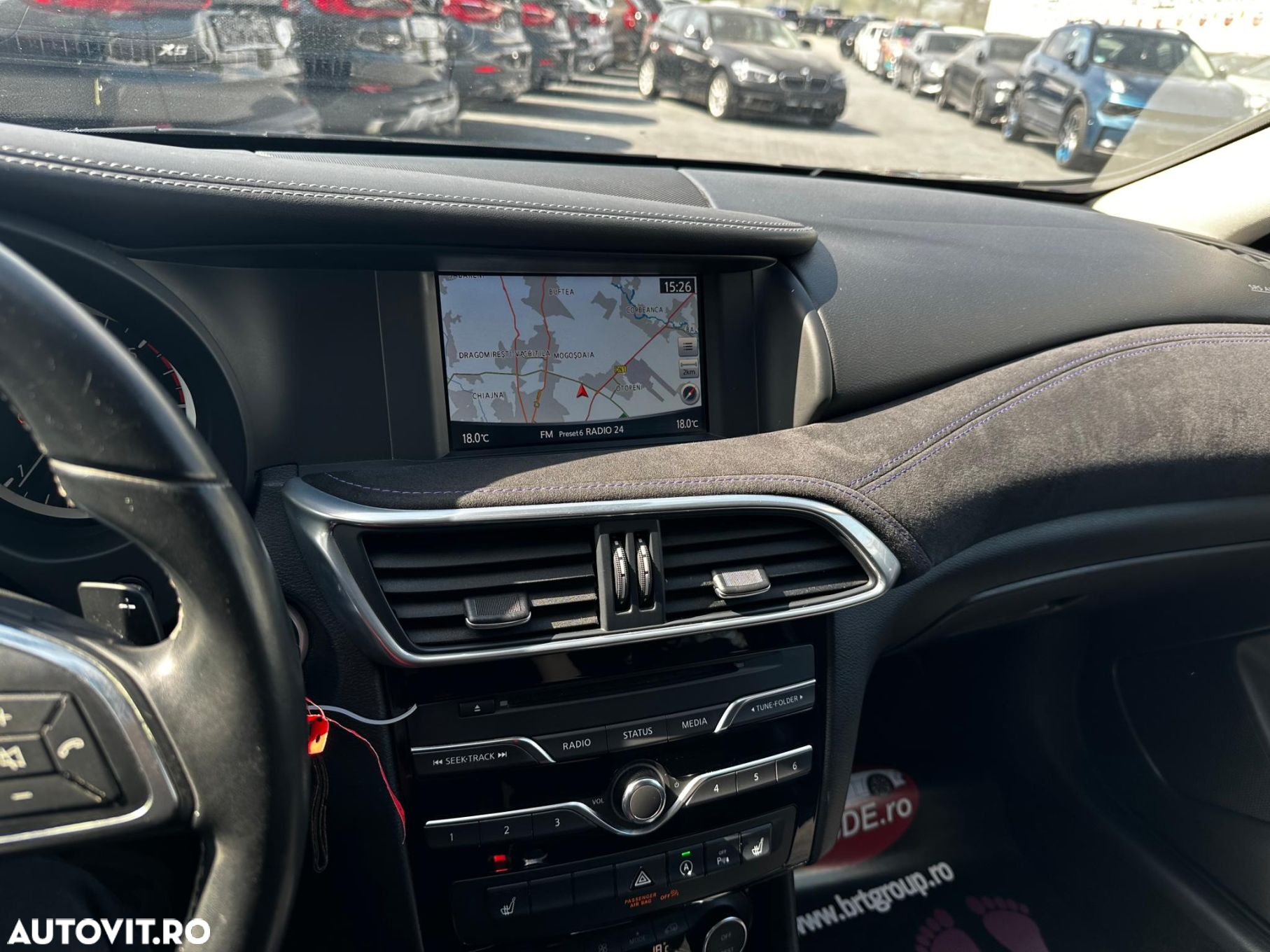 Infiniti Q30 - 11