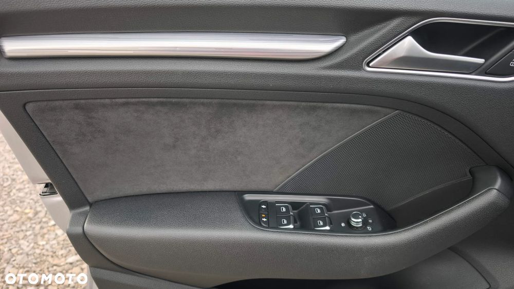 Audi A3 Limousine 2.0 TDI S line Sportpaket - 13