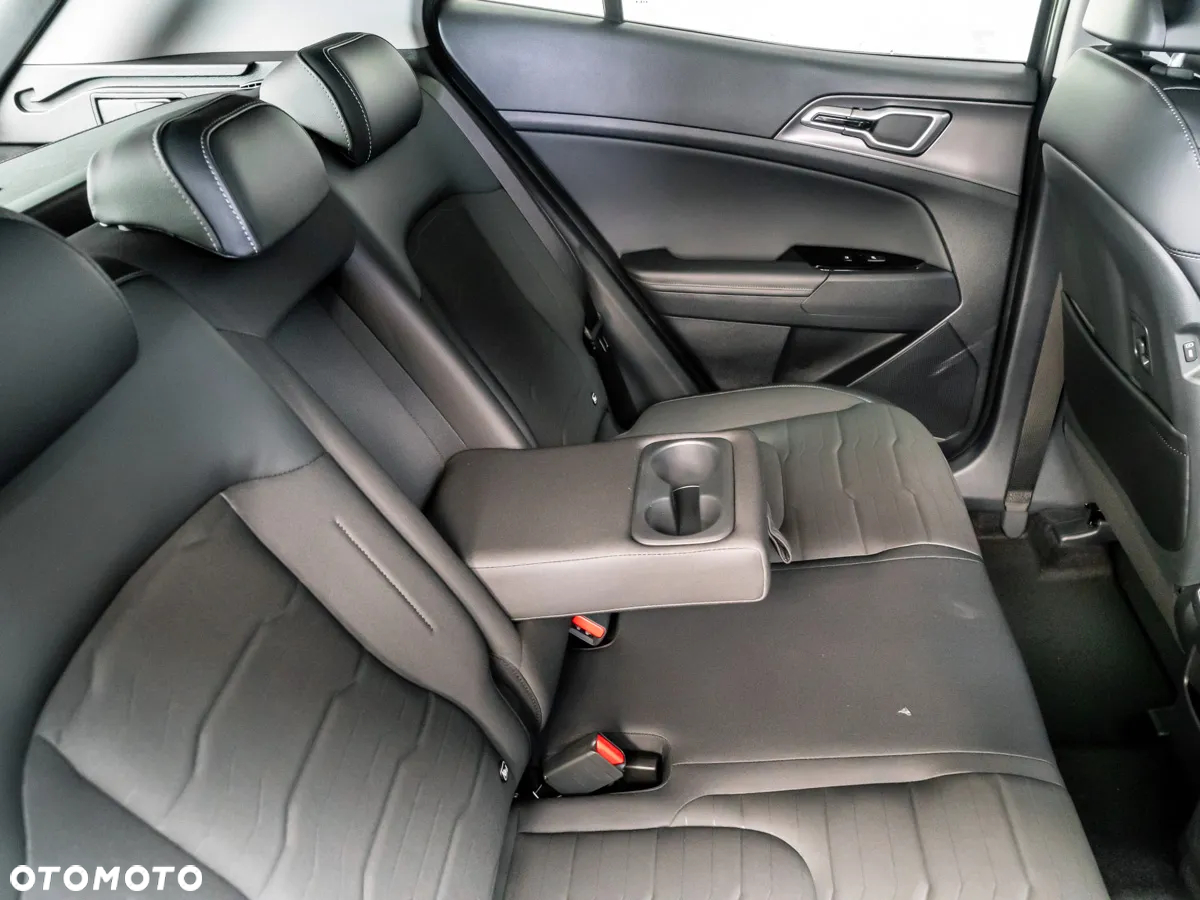 Kia Sportage 1.6 T-GDI HEV Business Line 2WD - 16