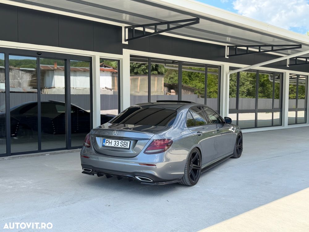 Mercedes-Benz E 220 d 4MATIC Aut. - 4