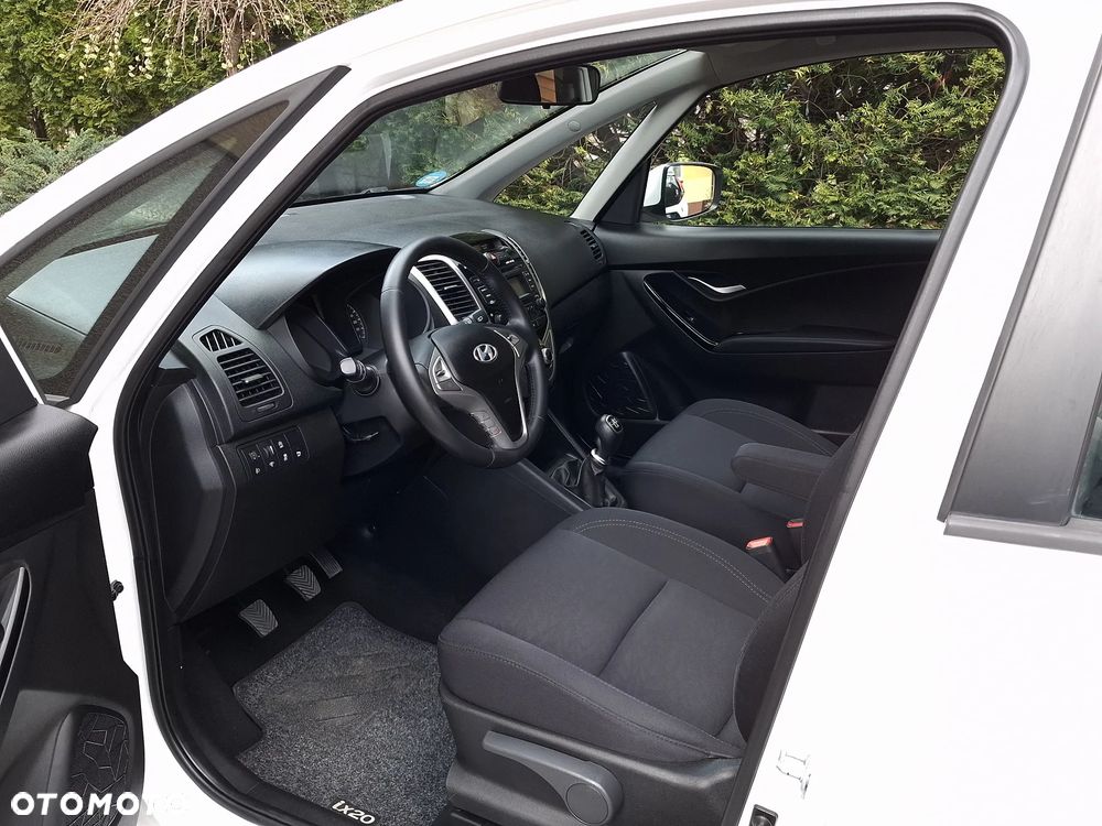 Hyundai ix20 1.4 blue YES Gold - 5