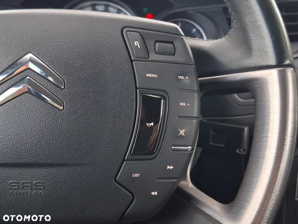 Citroën C5 2.2 HDi Exclusive - 19