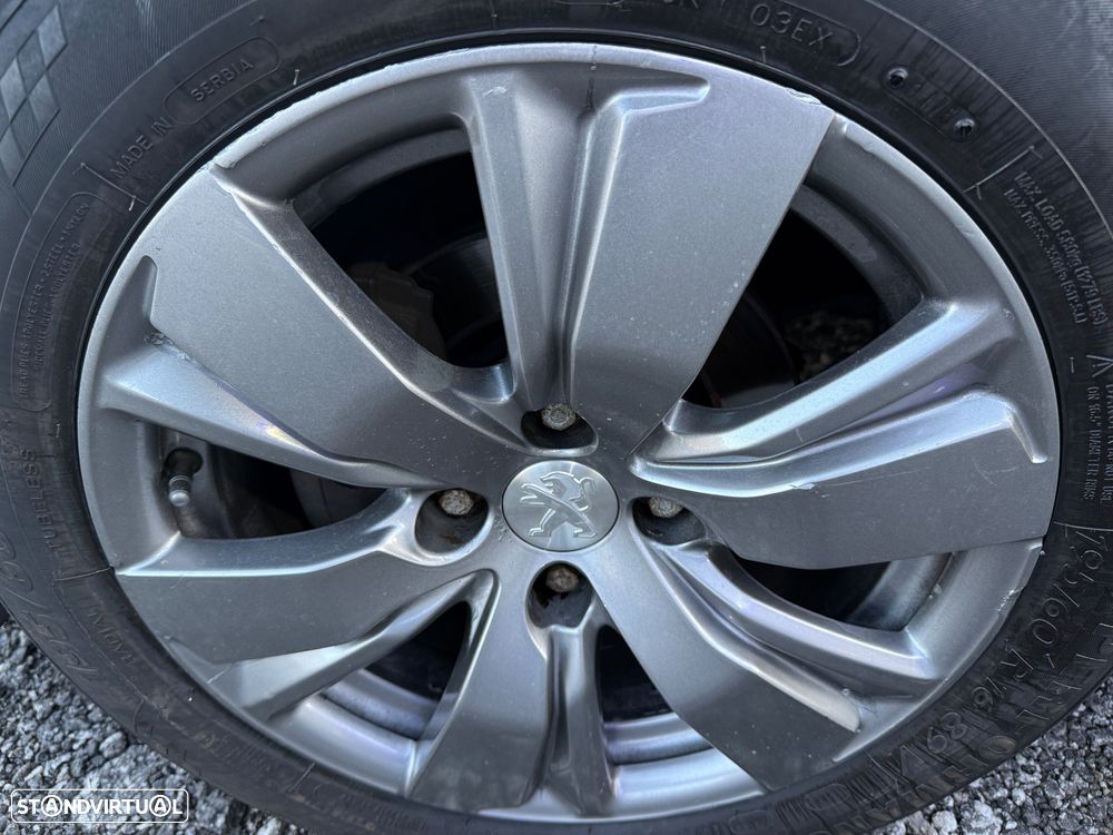 Peugeot 2008 e-HDi FAP 92 STOP & START Active - 20