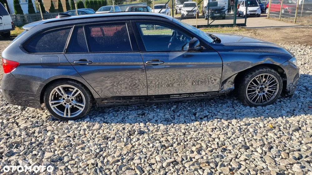 BMW 3 Series 2013 photo 2