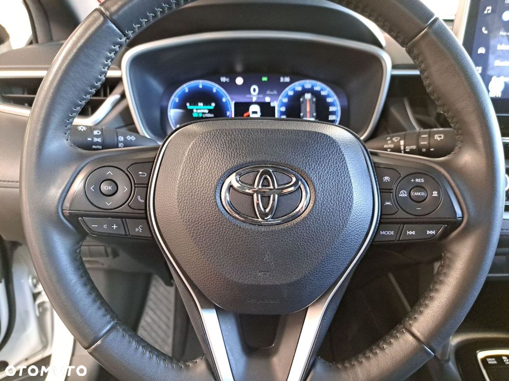 Toyota Corolla Cross - 32