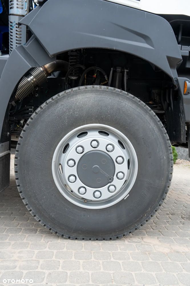 Renault K 440 6X6 - 14