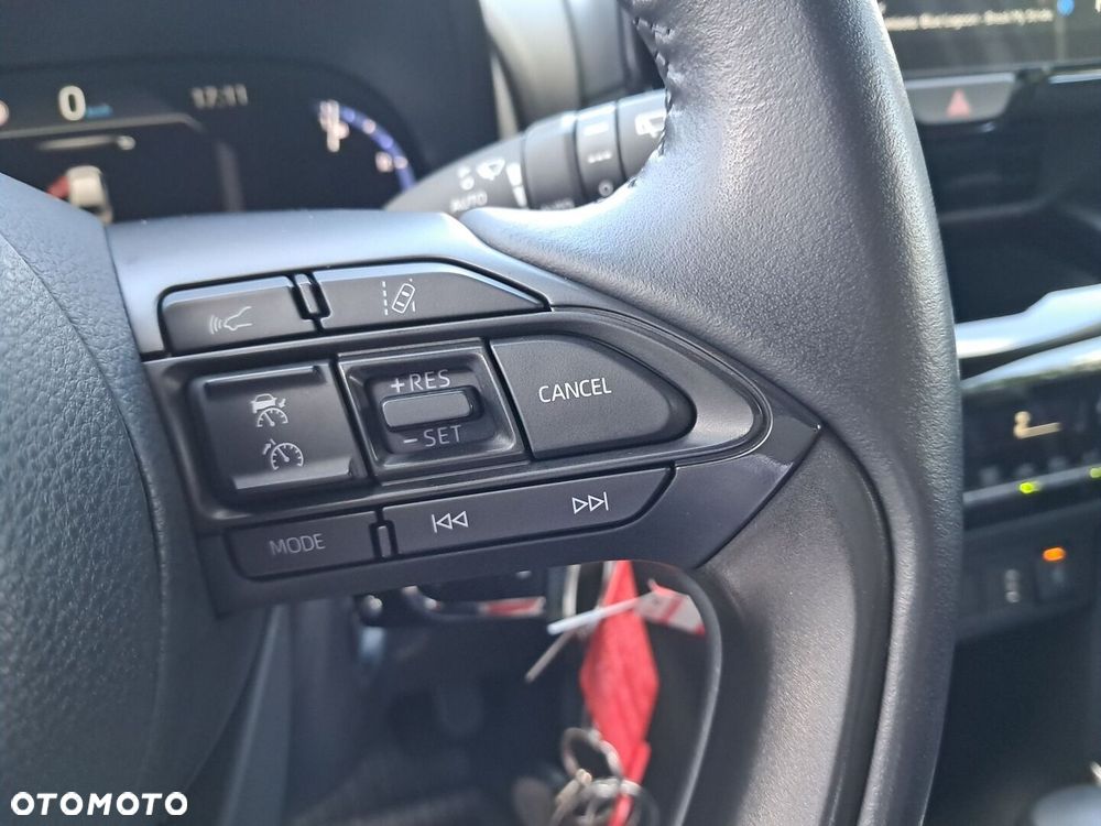 Toyota Yaris Cross Hybrid 1.5 Comfort 4x4 - 20