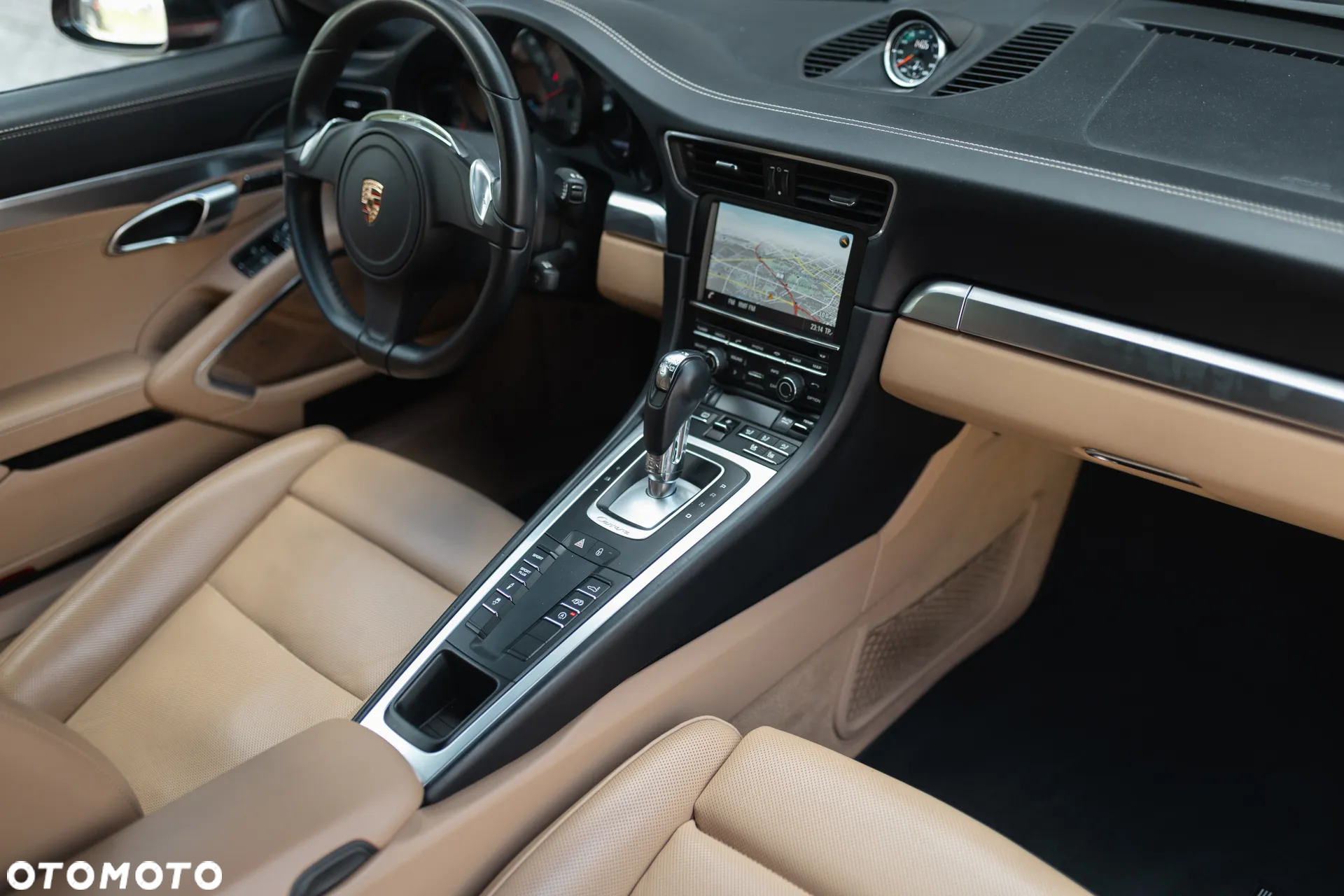 Porsche 911 Carrera 4S PDK - 18