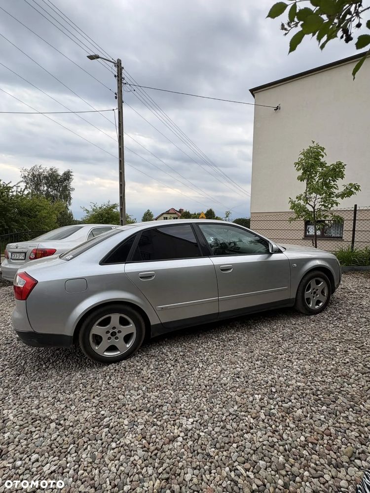 Audi A4 Limousine 1.8T - 25