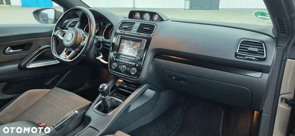 Volkswagen Scirocco 1.4 TSI BMT Perfectline - 14