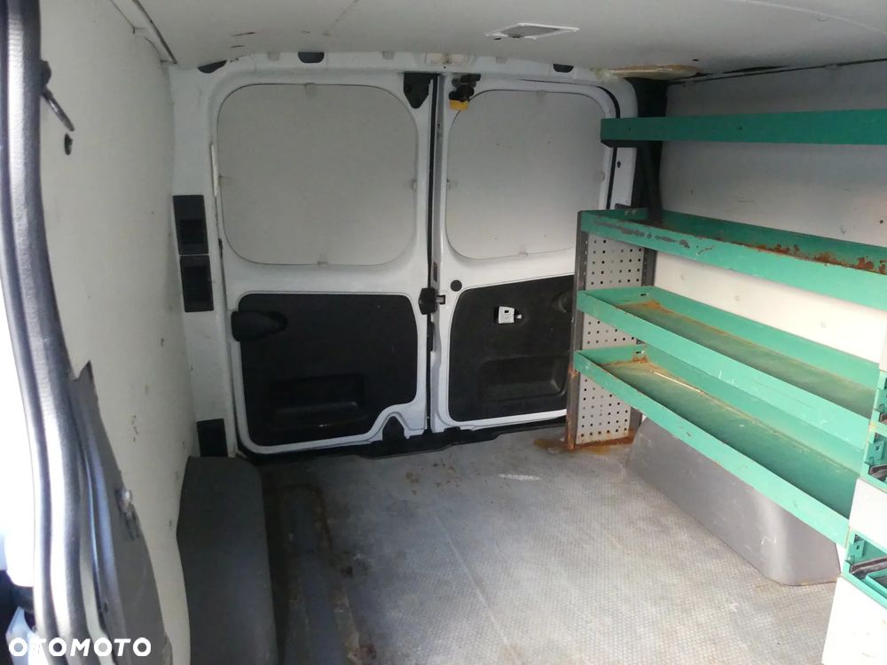 Renault TRAFIC - 21