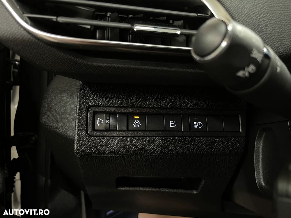 Peugeot 3008 PHEV 180 EAT8 Active Pack - 26
