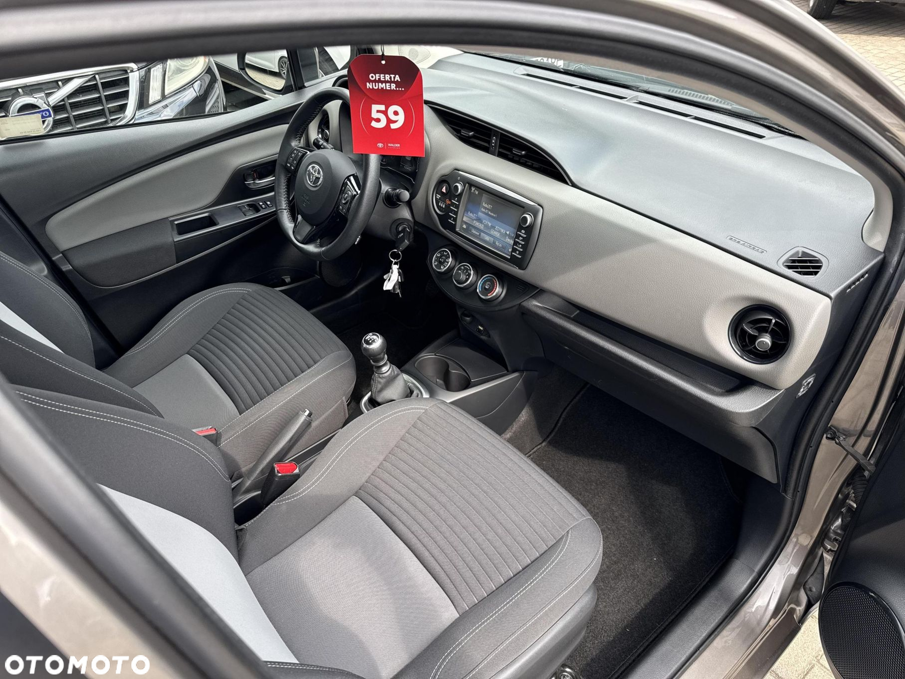 Toyota Yaris - 10