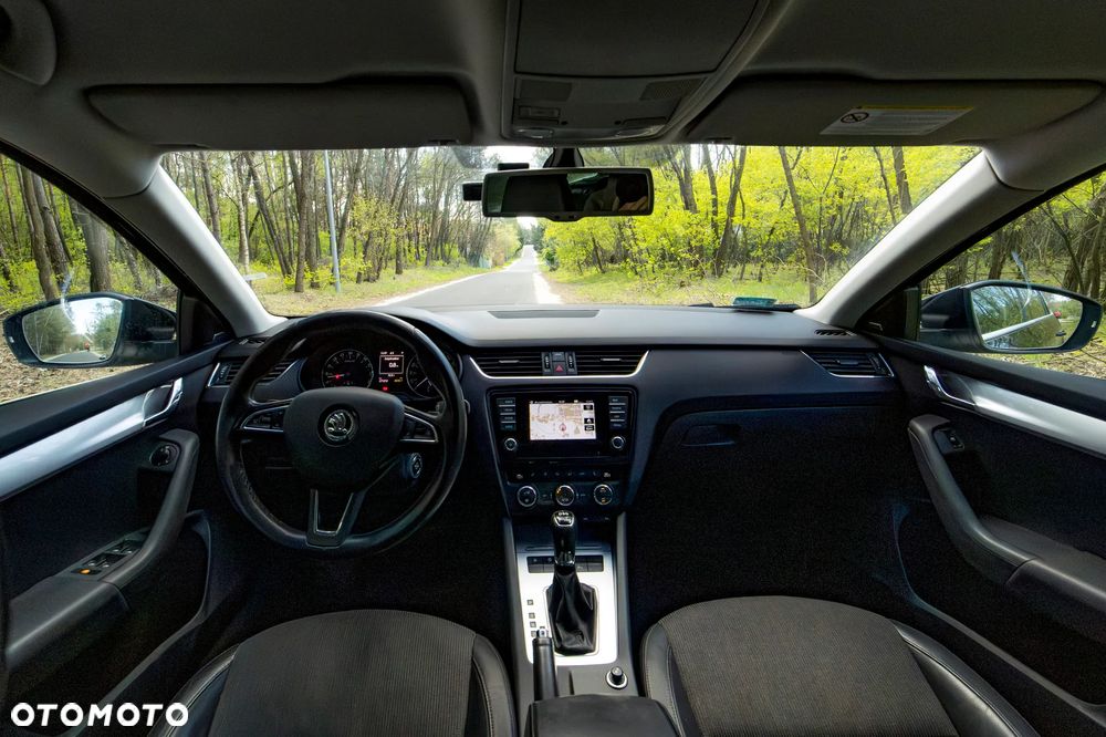 Skoda Octavia 2.0 TDI DSG Style - 9