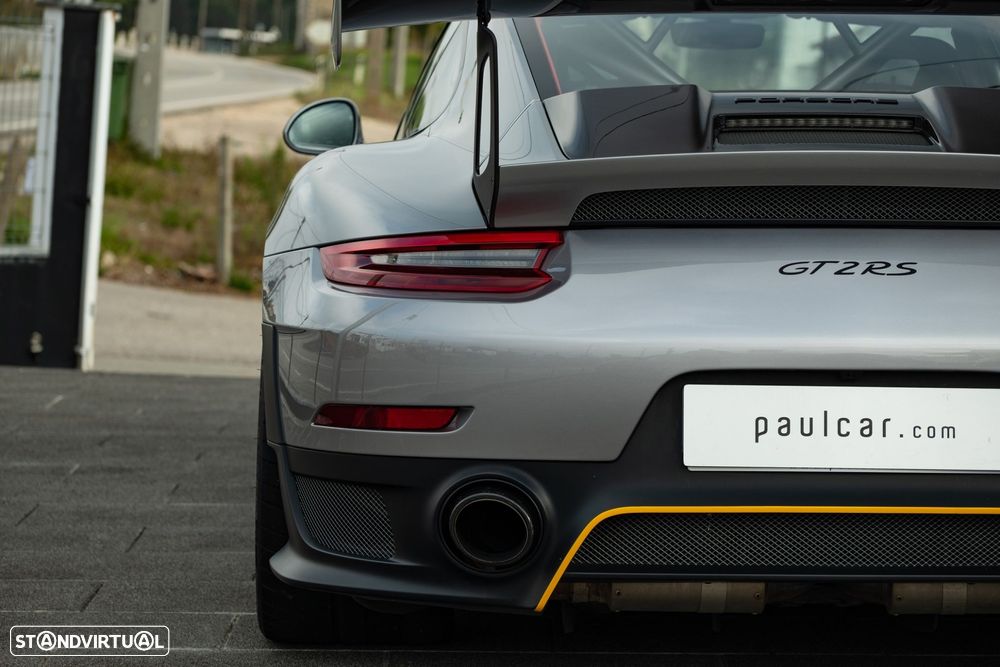Porsche 911 (991) GT2 RS - 3