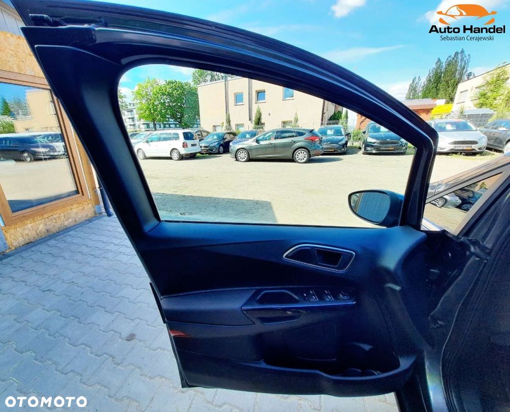 Ford B-MAX - 33