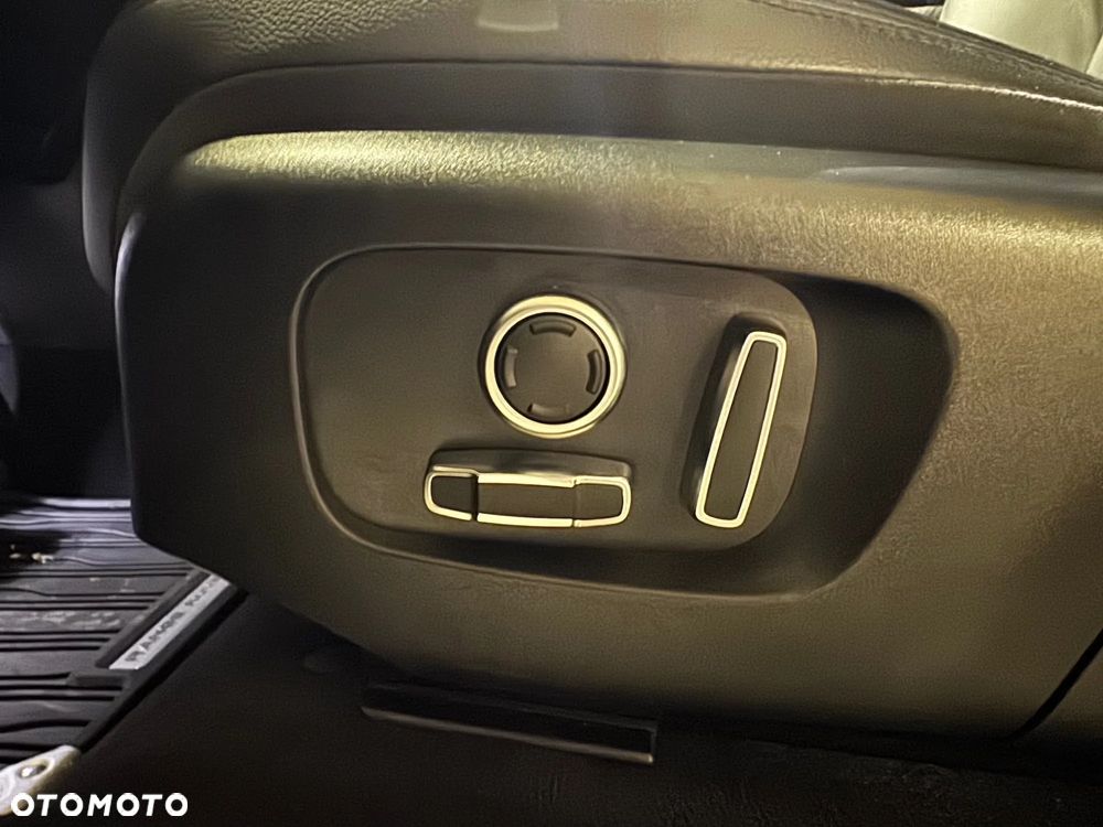 Land Rover Range Rover Evoque 2.0 D165 mHEV S - 16