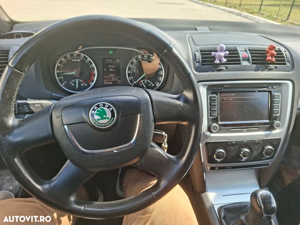 Skoda Octavia 1.6 TDI DPF Elegance Green tec - 35