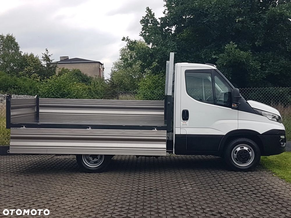 Iveco 35C15 WYWROTKA 3 STRONNA KIPER 3,20x2,06 BLIŹNIAKI KLIMA MANUAL 6-BIEGÓW HAK - 39