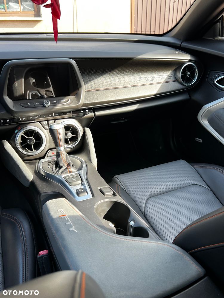 Chevrolet Camaro - 28
