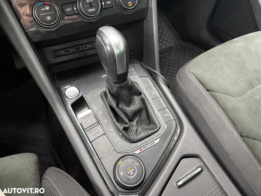 Volkswagen Tiguan 2.0 TDI 4Mot DSG Highline - 16