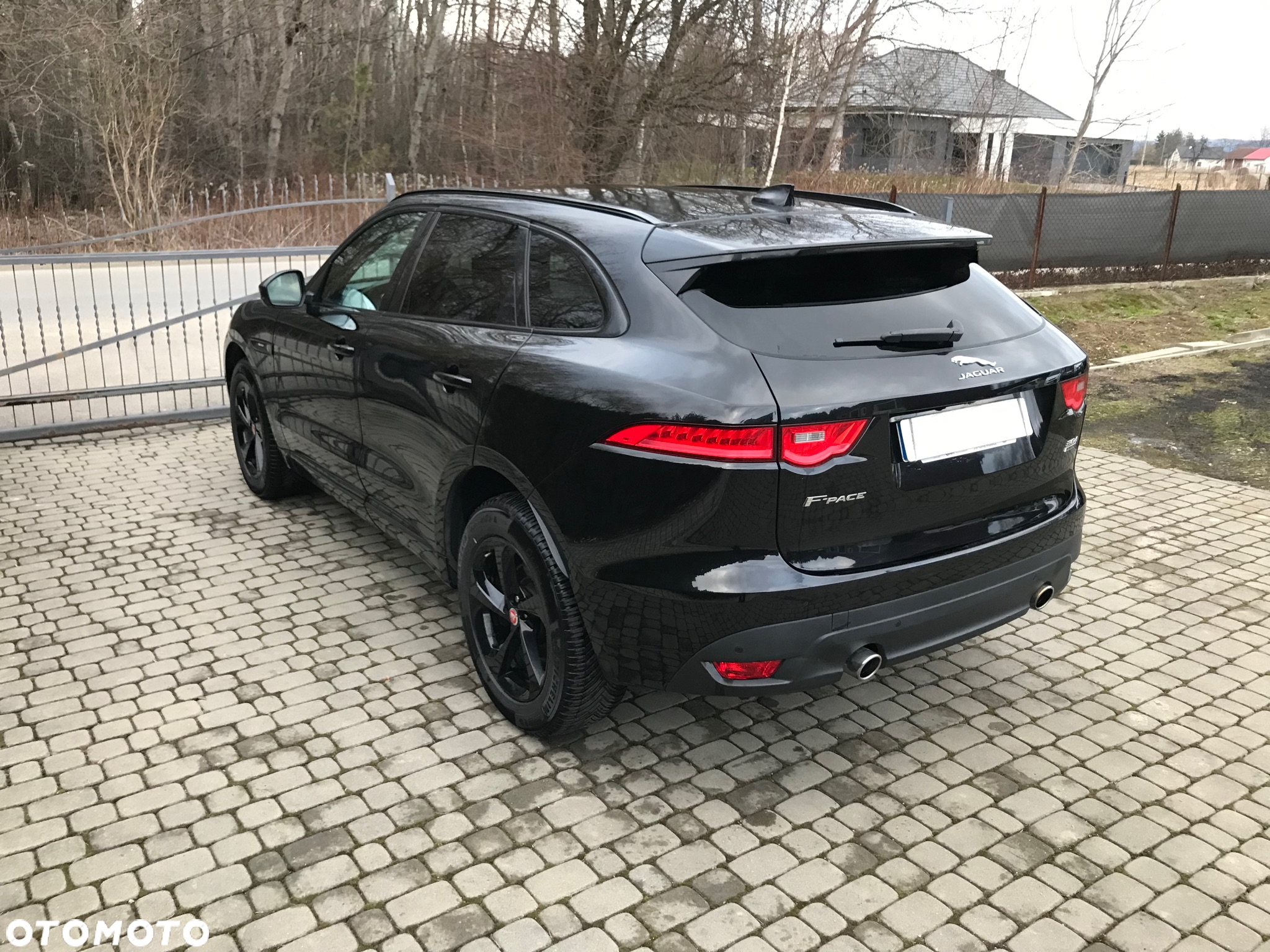 Jaguar F-Pace 3.0 TDV6 AWD R-Sport - 13