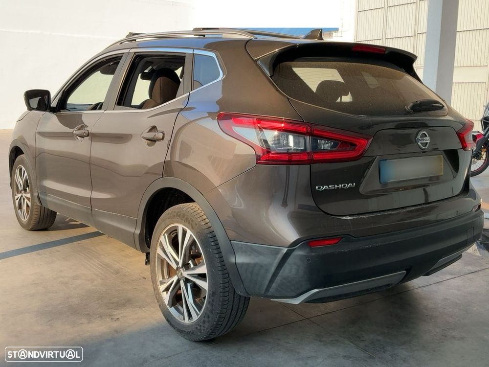 Nissan Qashqai 1.5 dCi N-Connecta 18 - 3