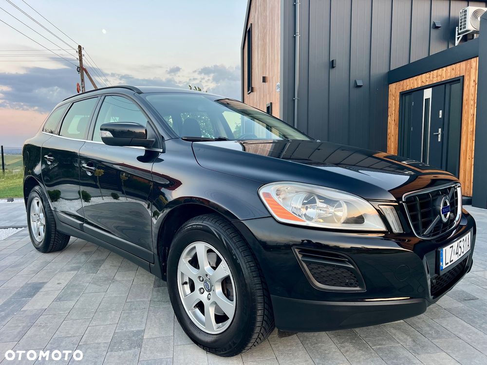 Volvo XC 60 2.4D AWD Momentum - 2