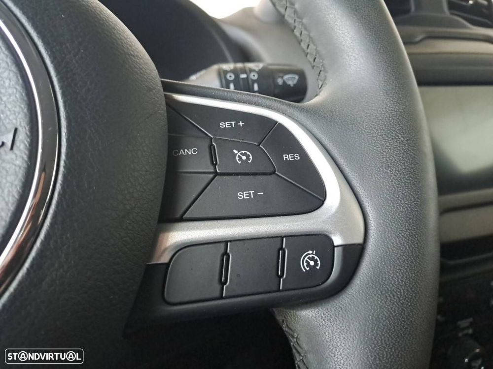 Jeep Renegade 1.0 T Longitude - 17