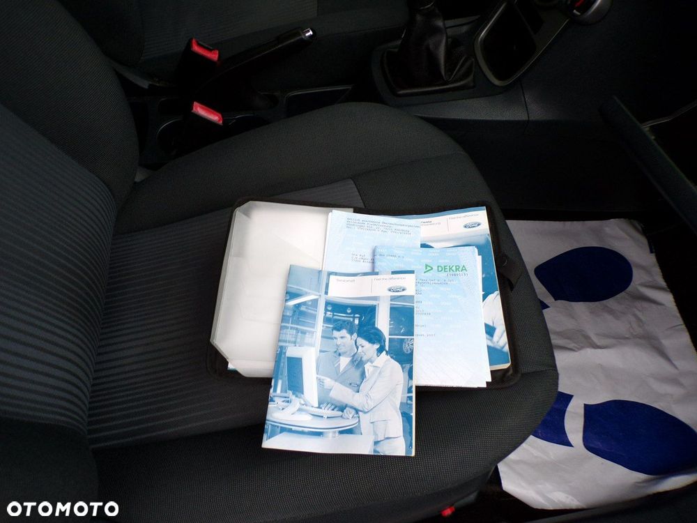 Ford Fiesta 1.25 Trend EU5 - 28