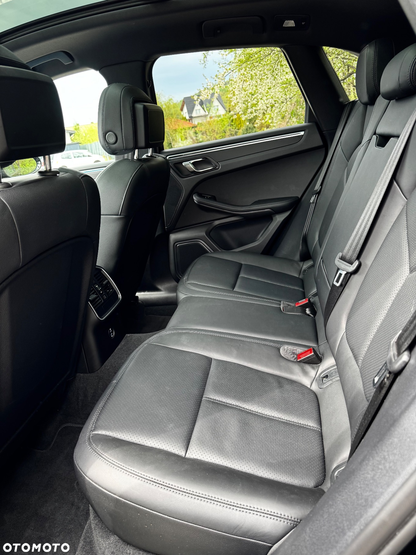 Porsche Macan - 33