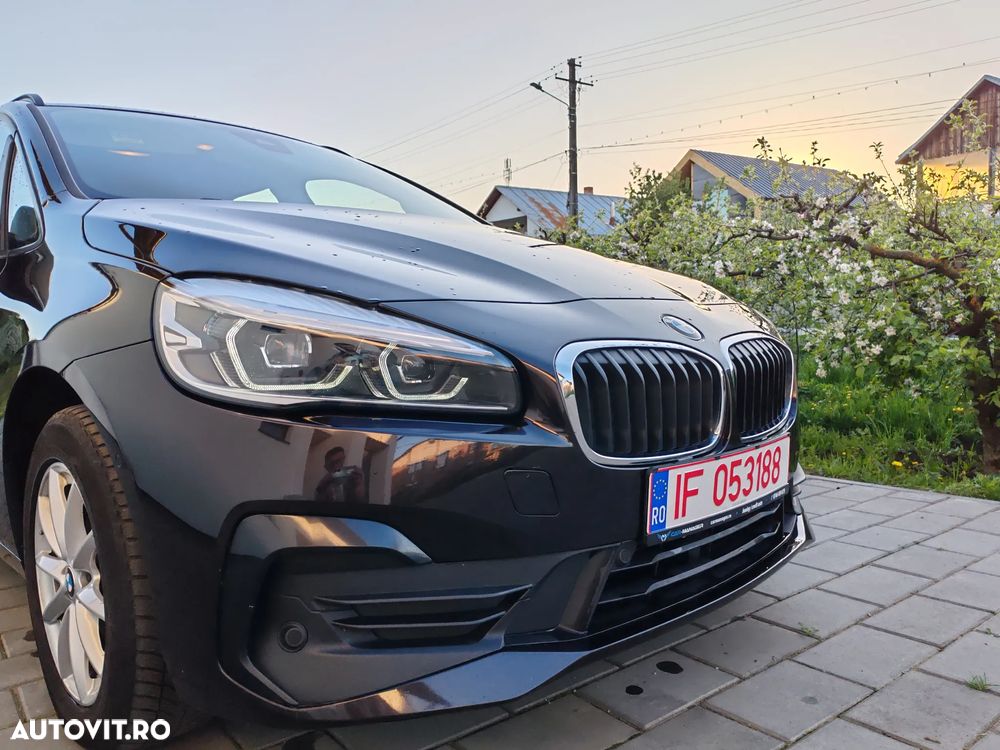 BMW Seria 2 216d Sport Line - 2