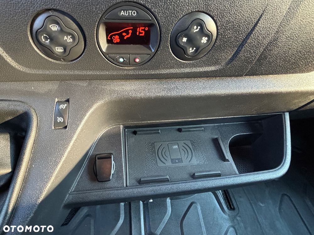 Renault Master - 26