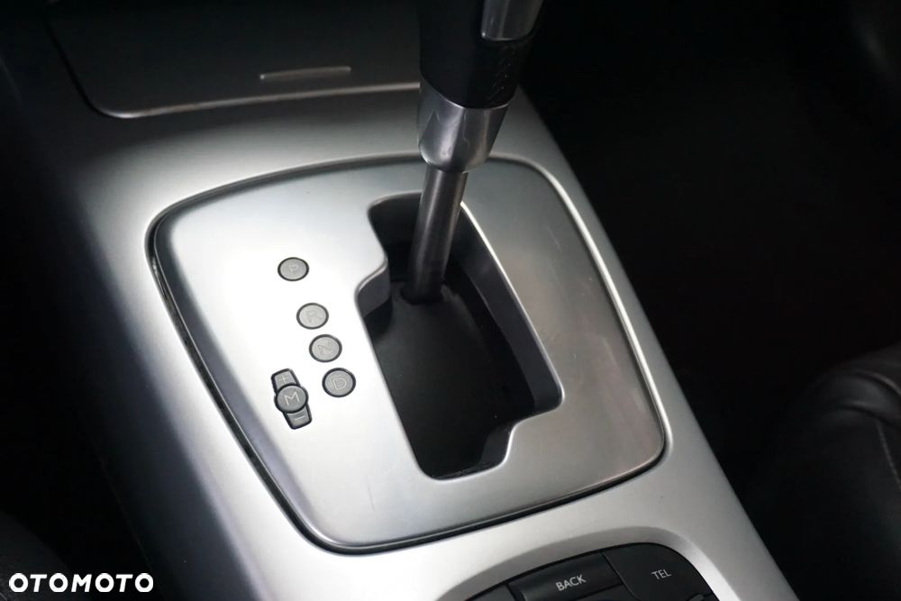 Renault Laguna V6 dCi 235 FAP GT - 32
