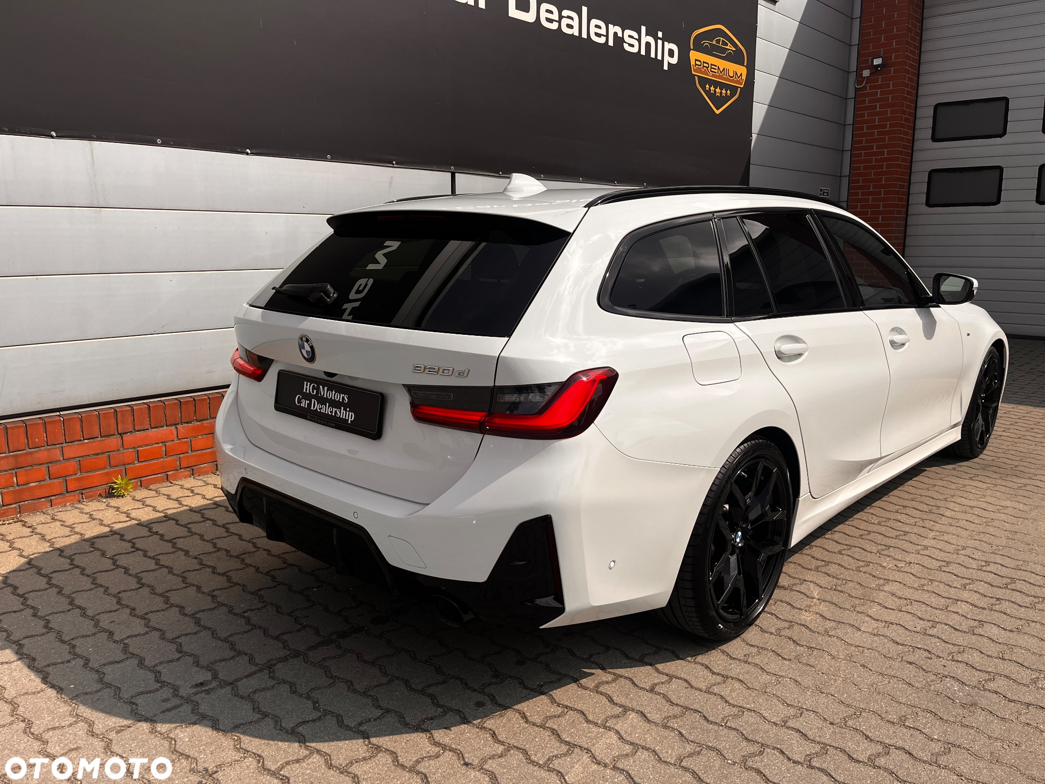 BMW Seria 3 320d Touring M Sport - 16