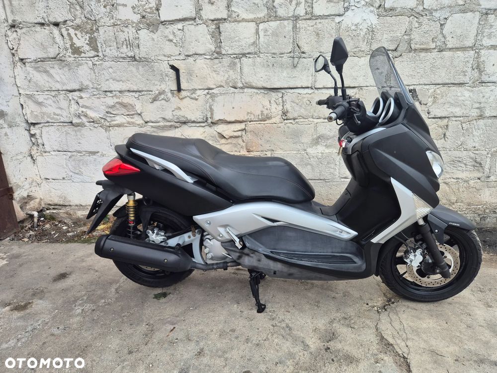Yamaha X-max - 9