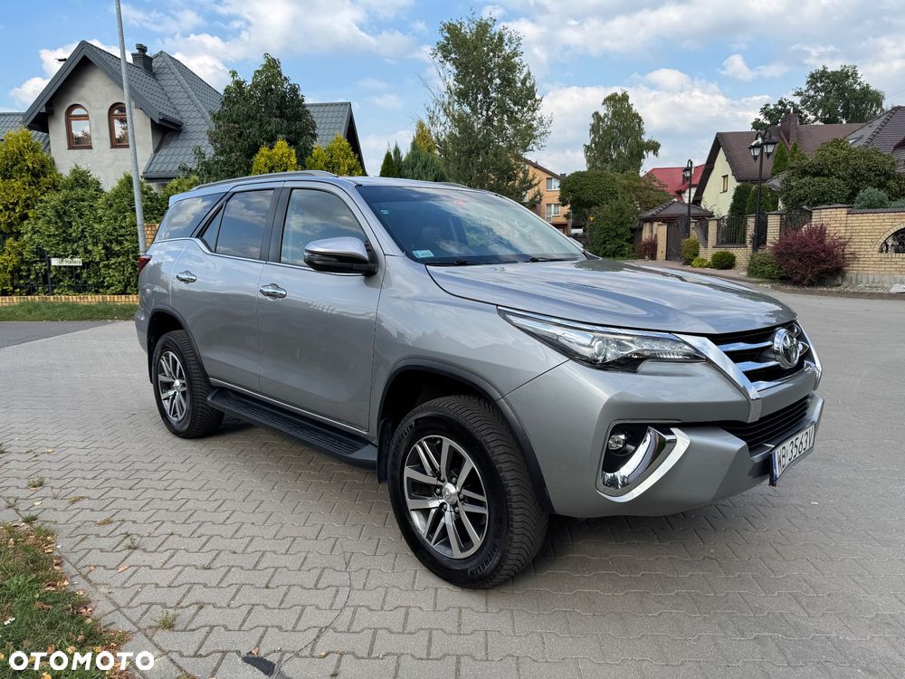 Toyota Fortuner - 8