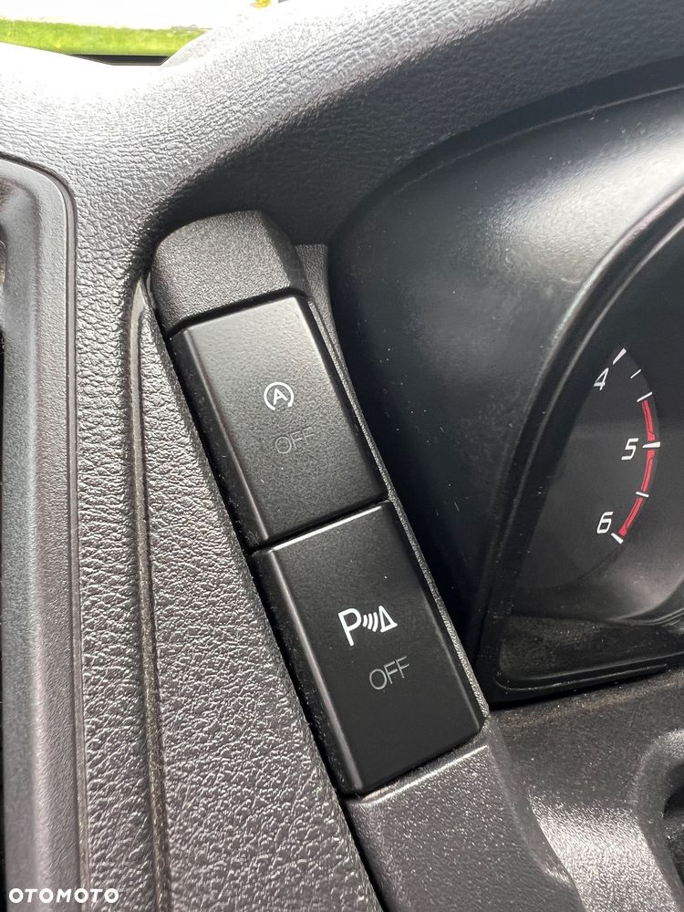 Ford Transit - 20