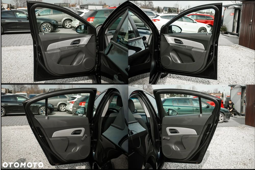 Chevrolet Cruze 1.6 LS - 3