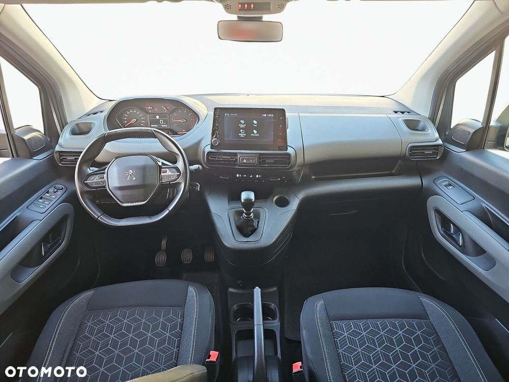 Peugeot Rifter 1.5 BlueHDI Allure S&S - 29