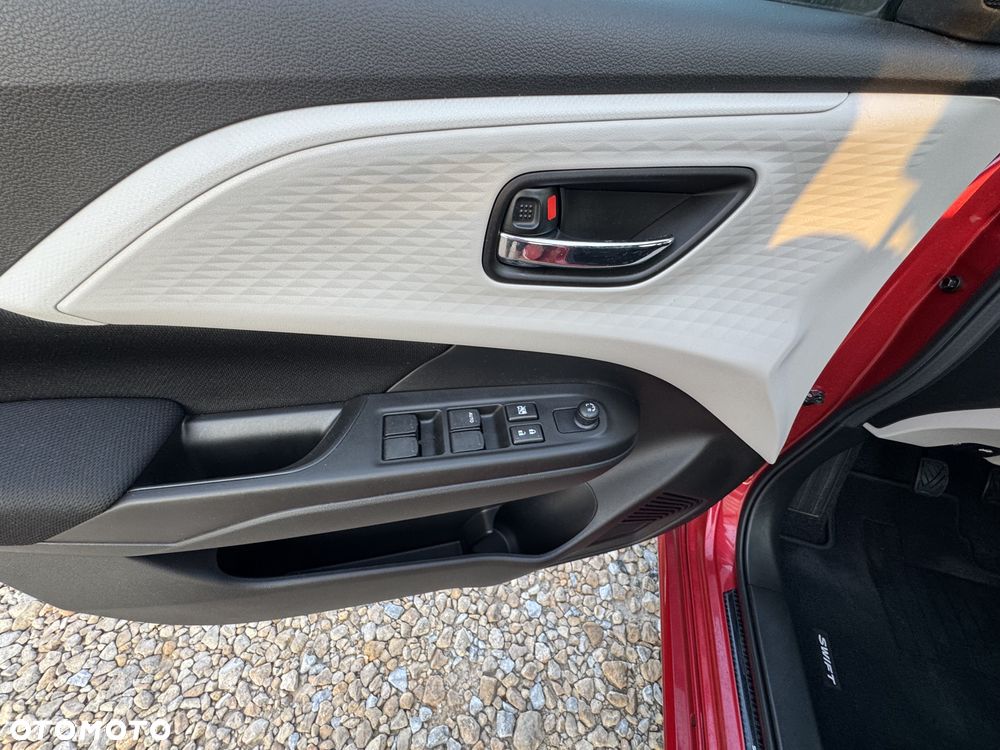 Suzuki Swift - 21