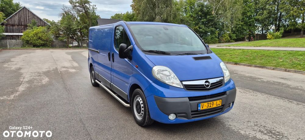 Opel Vivaro - 9