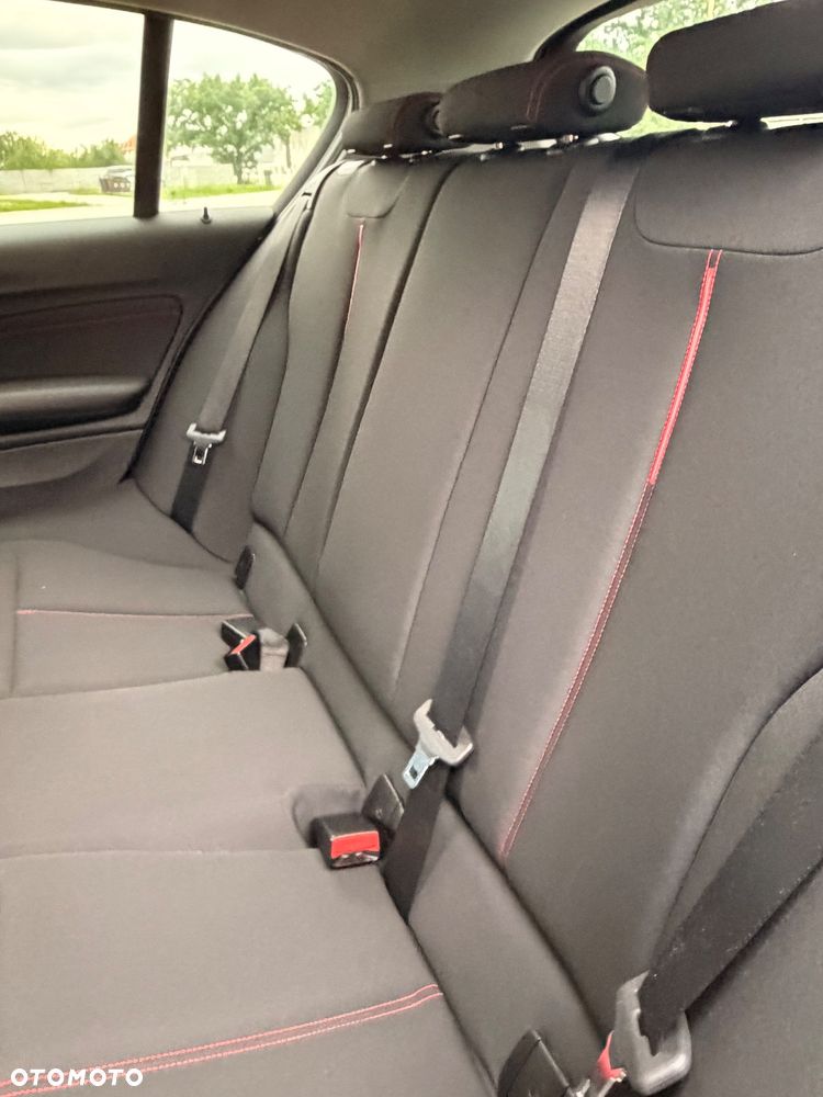 BMW Seria 1 118i Sport Line - 10