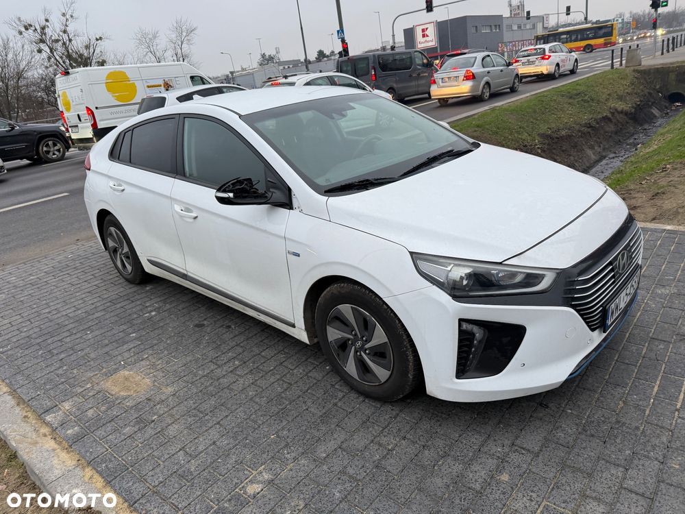 Hyundai IONIQ Hybrid Premium - 2