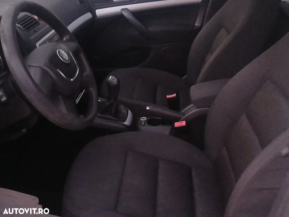 Skoda Octavia 1.2 TSI FAMILY - 6