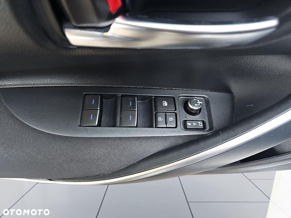 Toyota Corolla 1.8 Hybrid Comfort - 19