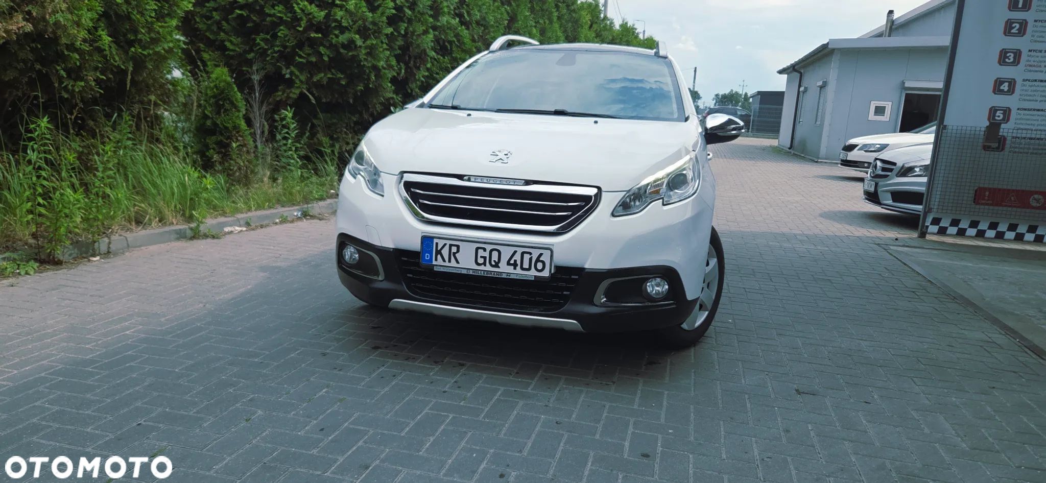 Peugeot 2008 PureTech 82 Allure - 1